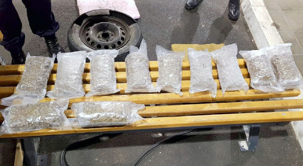 У колима хрватског држављанина нађено 20 кг марихуане (ФОТО)